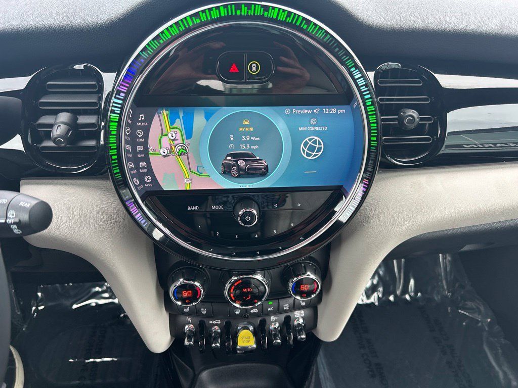 Used 2024 MINI Cooper SE FWD image 14