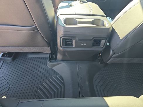 Used 2024 Chevrolet Silverado 1500 LT Trail Boss w/ LT Trail Boss Premium Package image 27