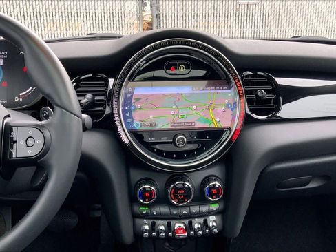 Used 2024 MINI Cooper S image 6