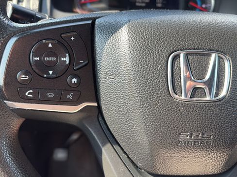 Used 2022 Honda Pilot Sport image 9
