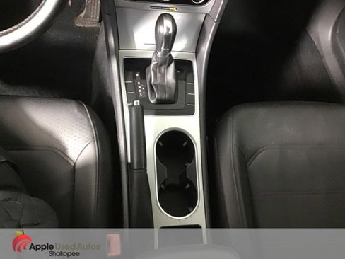 Used 2013 Volkswagen Passat 2.5 SE image 16