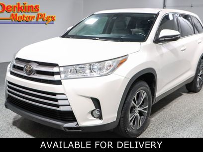 Used 2019 Toyota Highlander LE