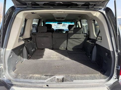 Used 2011 Nissan Armada SV image 6
