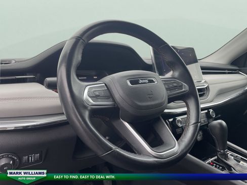 Used 2022 Jeep Compass Limited image 12