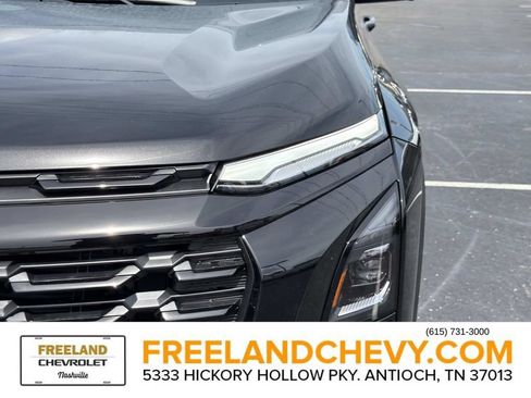New 2026 Chevrolet Equinox LT w/ Convenience Package II FWD image 9