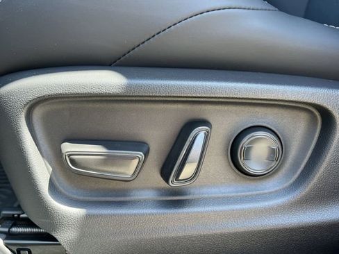 New 2026 Subaru Uncharted AWD image 28
