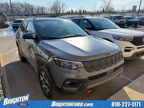 Used 2022 Jeep Compass Trailhawk w/ Trailhawk Elite Group image 1