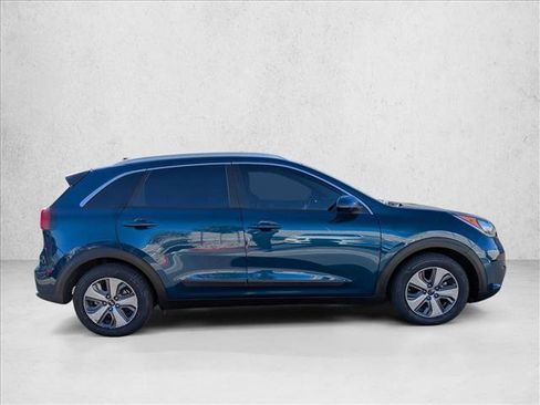 Used 2019 Kia Niro LX image 4
