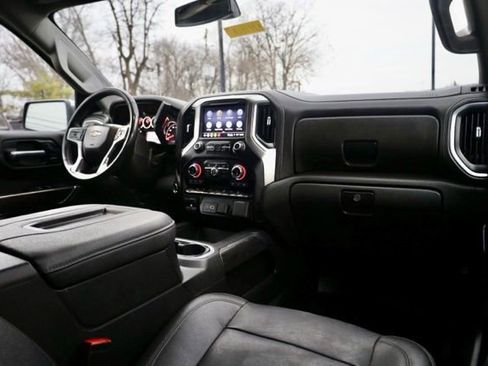 Used 2021 Chevrolet Silverado 1500 LTZ w/ Z71 Off-Road Package image 37