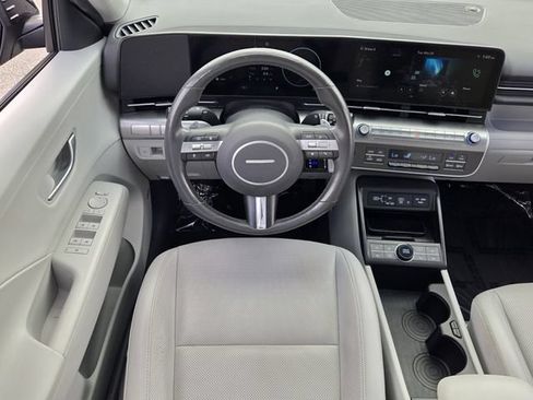 Used 2024 Hyundai Kona Limited FWD image 13