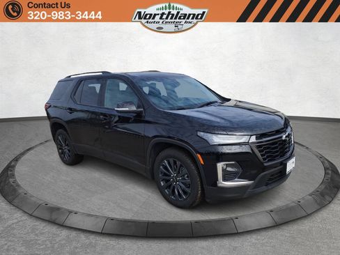 Used 2023 Chevrolet Traverse RS AWD/4WD image 3