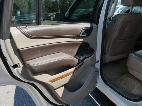 Used 2015 Chevrolet Tahoe LTZ image 31