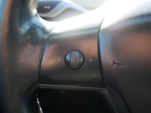 Used 2018 Tesla Model 3 Long Range image 25