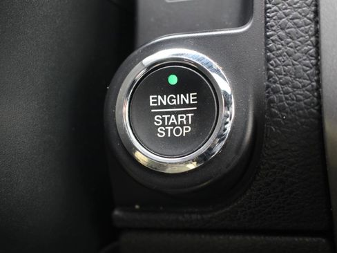 Used 2016 Ford Expedition Platinum AWD/4WD image 24