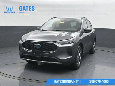 Used 2025 Ford Escape ST-Line AWD/4WD image 6
