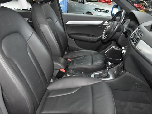 Used 2016 Audi Q3 2.0T Prestige AWD/4WD image 35