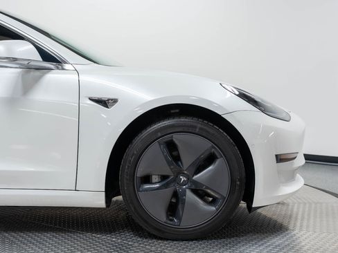Used 2019 Tesla Model 3 Long Range image 21