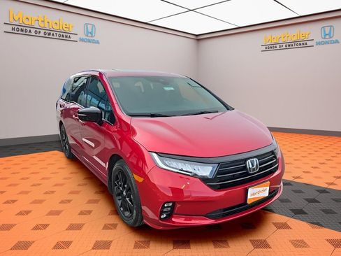 Used 2024 Honda Odyssey Sport image 7