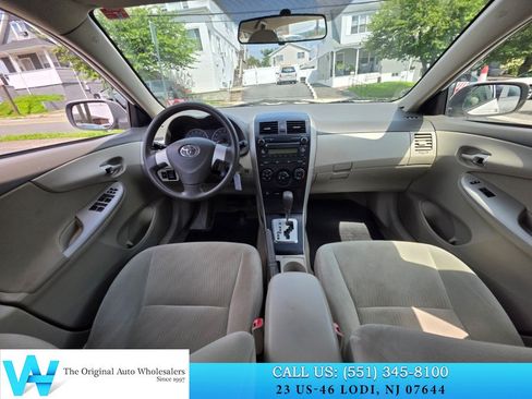 Used 2010 Toyota Corolla LE FWD image 12