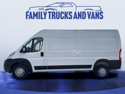 Used 2020 RAM ProMaster 2500 FWD image 2