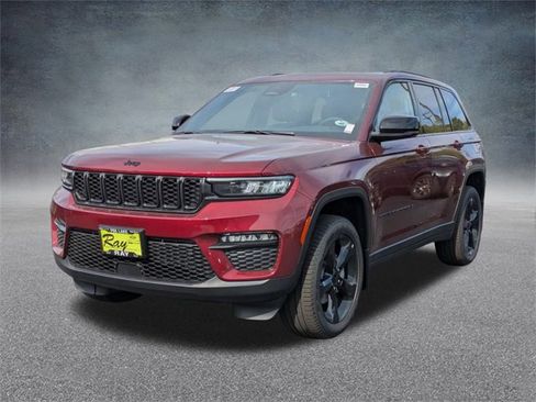 New 2025 Jeep Grand Cherokee Limited w/ Black Appearance Package image 8