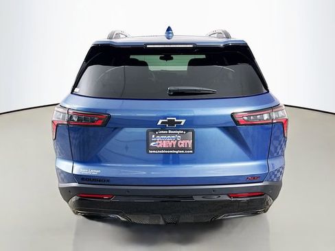 New 2026 Chevrolet Equinox RS w/ Convenience Package III FWD image 7