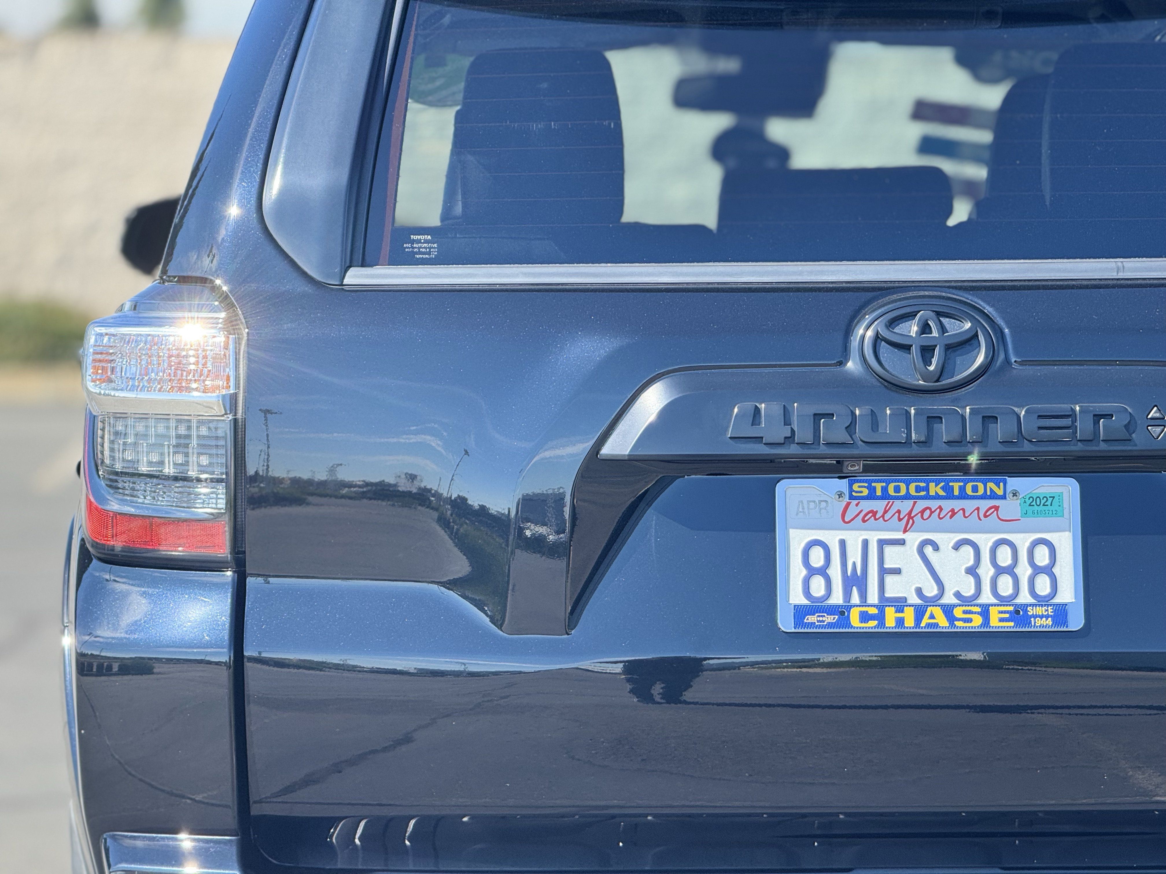 Used 2021 Toyota 4Runner TRD Off-Road Premium AWD/4WD image 7
