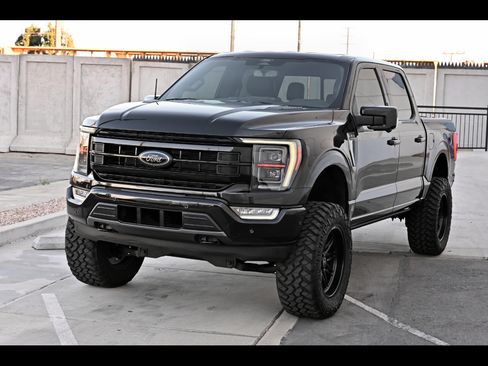 Used 2022 Ford F150 Platinum w/ FX4 Off-Road Package AWD/4WD image 1