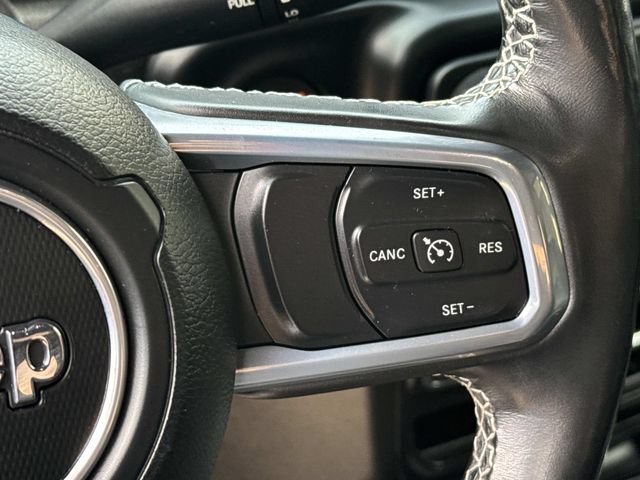 Used 2022 Jeep Wrangler Unlimited Sahara w/ Cold Weather Group AWD/4WD image 29