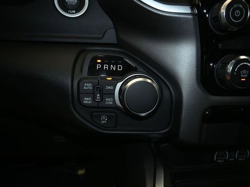 New 2026 RAM 1500 4x4 Crew Cab image 17