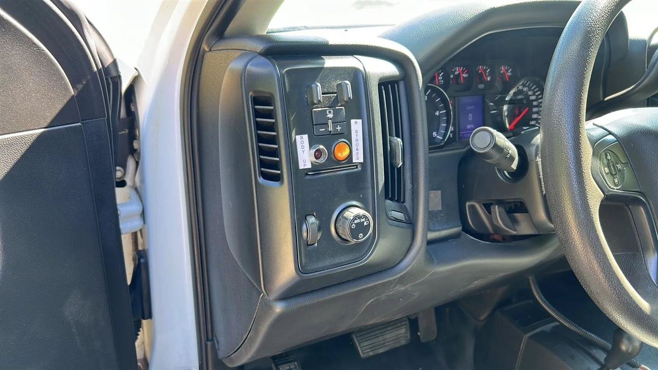 Used 2015 GMC Sierra 3500 4x4 Regular Cab w/ Sierra Convenience Package image 40