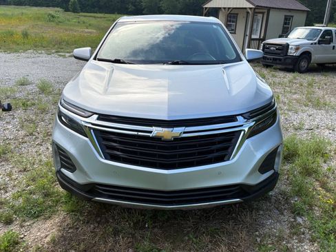 Used 2022 Chevrolet Equinox LT FWD image 9