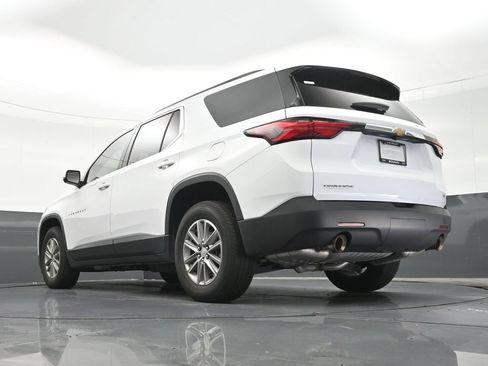 Used 2023 Chevrolet Traverse LT FWD image 25