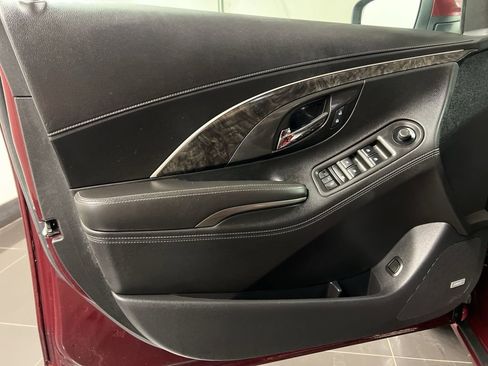 Used 2015 Buick LaCrosse Leather image 25