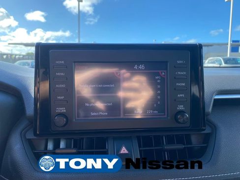 Used 2022 Toyota RAV4 LE FWD image 34