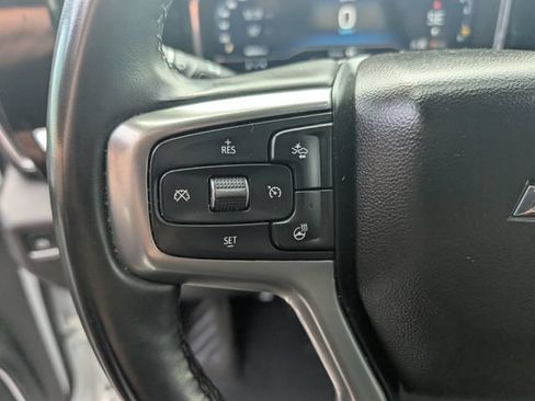 Used 2025 Chevrolet Silverado 1500 LT AWD/4WD image 18