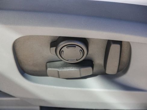 New 2026 Land Rover Defender 110 S image 19