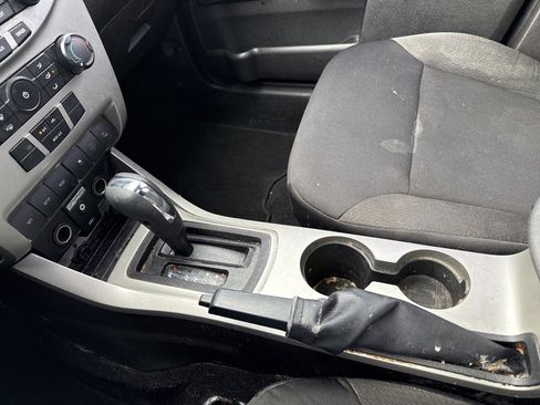 Used 2011 Ford Focus SES w/ 401A Rapid Spec Order Code image 24