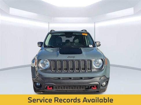 Used 2017 Jeep Renegade Trailhawk w/ Premium Trailhawk Package AWD/4WD image 4