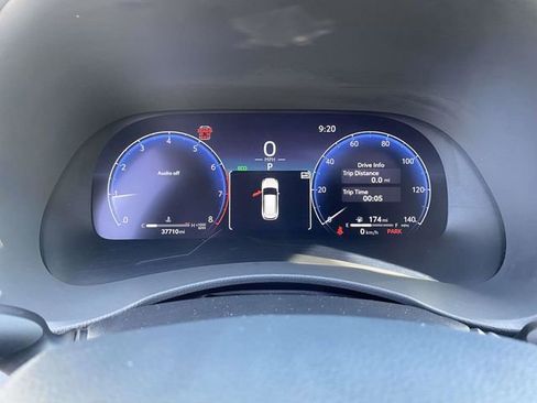 Used 2023 Toyota Highlander Platinum image 26