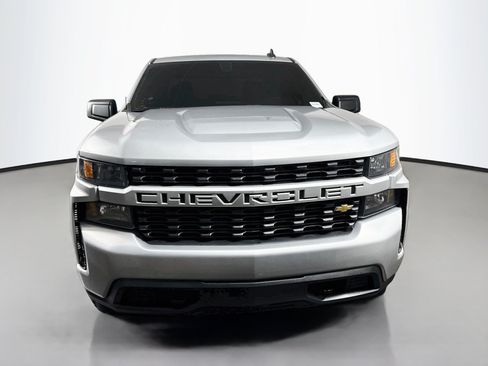Used 2021 Chevrolet Silverado 1500 Custom RWD image 2