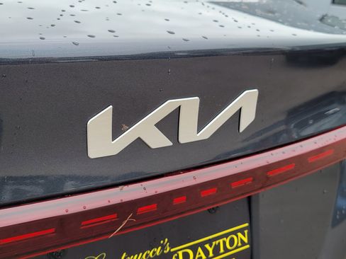 Used 2023 Kia Forte LXS FWD image 6