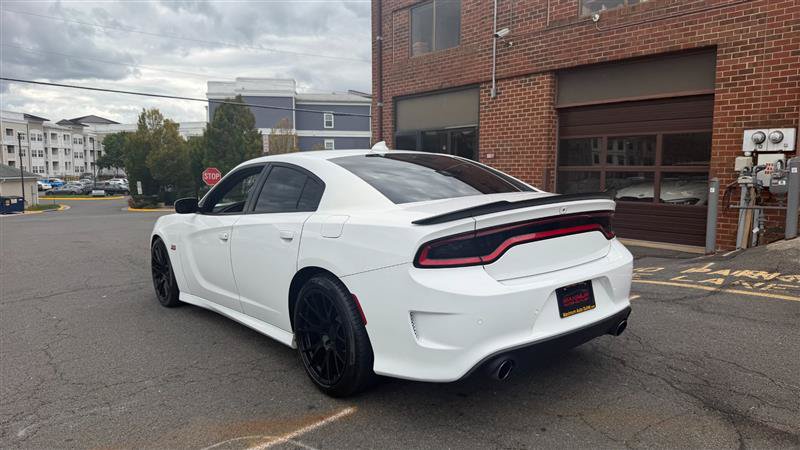 Used 2020 Dodge Charger Scat Pack RWD image 15
