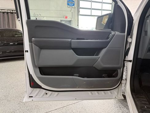 Used 2021 Ford F150 XLT RWD image 9