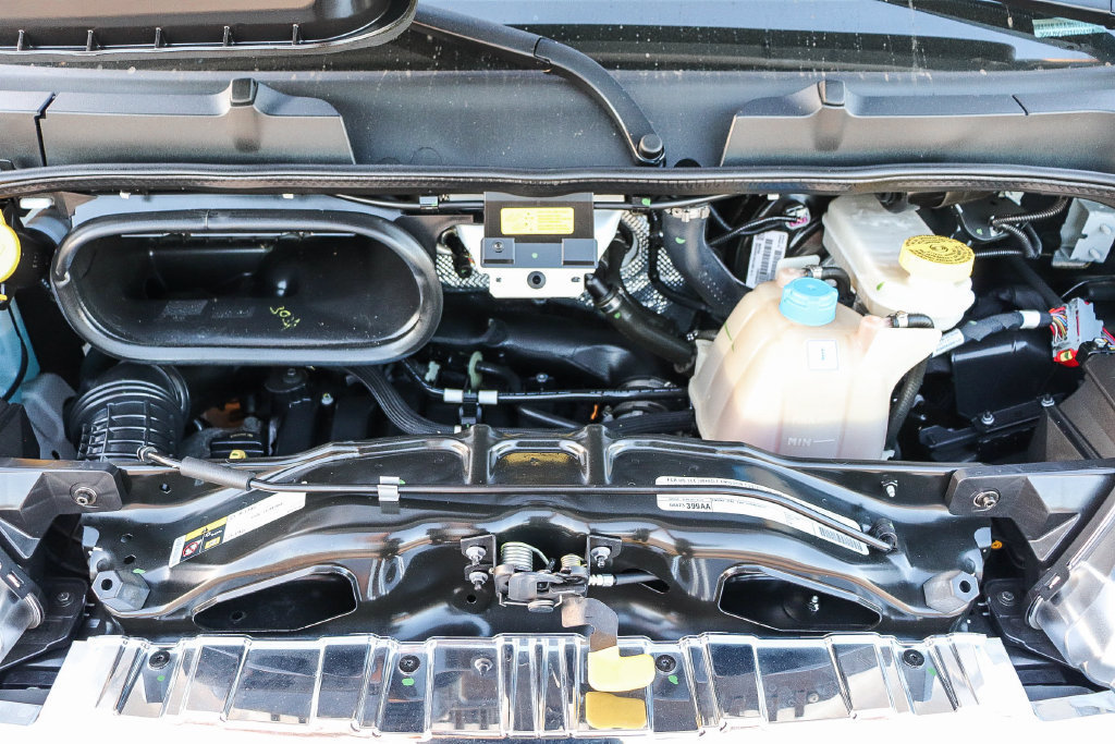 Used 2025 RAM ProMaster 2500 w/ U-Haul Equipment Group FWD image 28