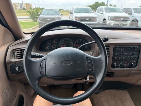 Used 1997 Ford F150 XLT RWD image 16