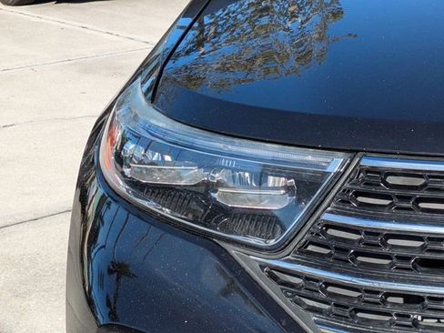 Used 2020 Ford Explorer XLT w/ Equipment Group 202A image 9