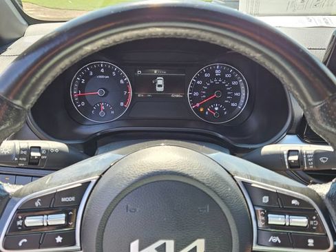 Used 2023 Kia Forte GT-Line w/ GT-Line Premium Package FWD image 27