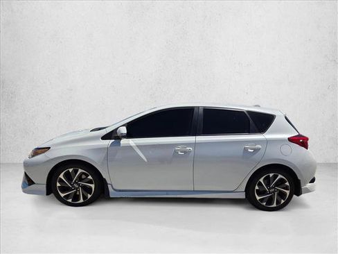 Used 2016 Scion iM FWD image 9