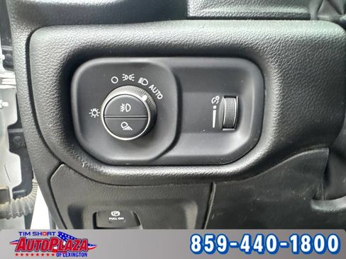 Used 2023 RAM 1500 Big Horn AWD/4WD image 17